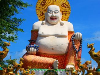 Giant statue at Plai Laem Temple in Koh Samui